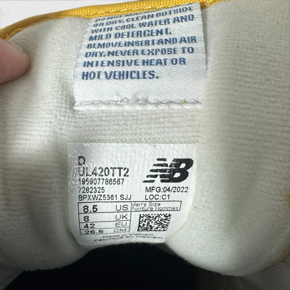 New Balance 420 Mens 8.5 Yellow Suede Nylon Retro Running Sneakers UL420TT2 Low